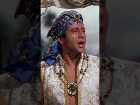 Finding Treasure!!! 🎬  Road to Bali (1952) #shorts #bingcrosby #bobhope