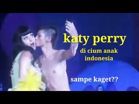 Katy perry di kiss fans indonesia