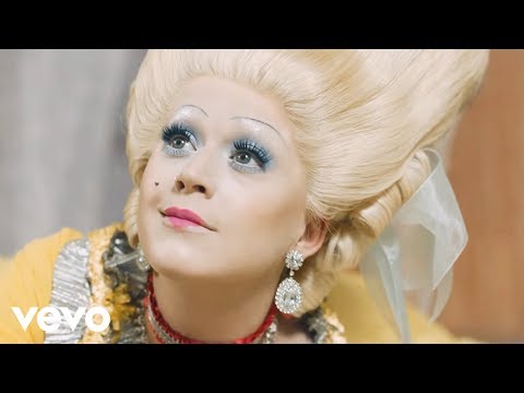 Katy Perry – Hey Hey Hey (Official)