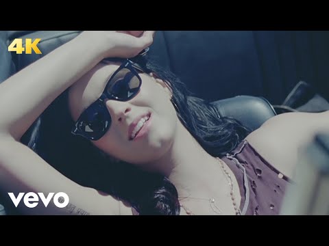 Katy Perry – Teenage Dream (Official Music Video)