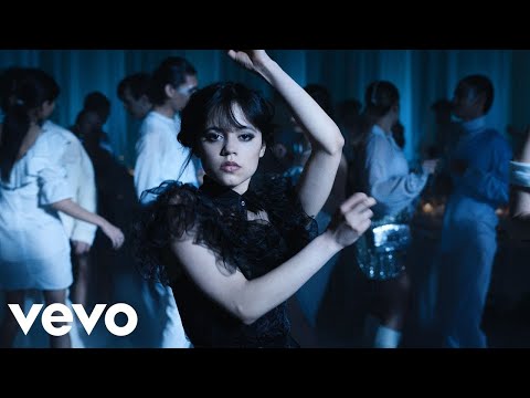 Lady Gaga – Bloody Mary (TikTok Remix Speed Up) Wednesday Dance Scene