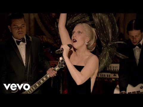 Lady Gaga – Born This Way (Live from A Very Gaga Thanksgiving)