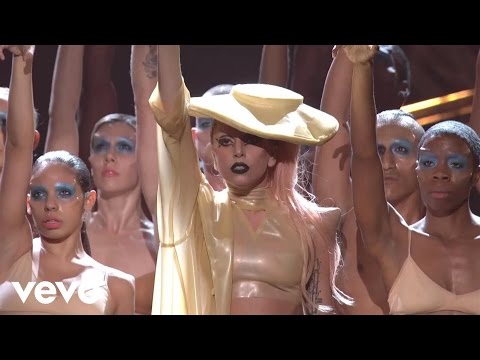 Lady Gaga – Born This Way (Live from The GRAMMYs on CBS)