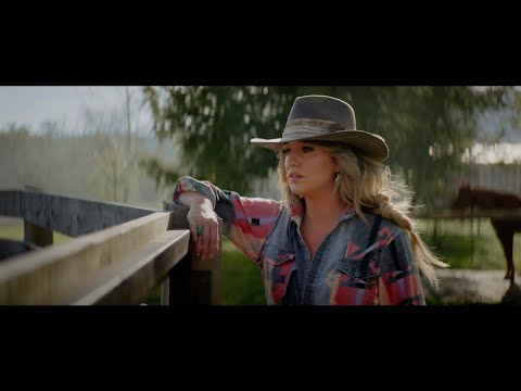 Lainey Wilson – Heart Like A Truck (Official Music Video)