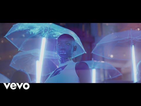 Maluma – Soltera (Pseudo Video) ft. Madonna