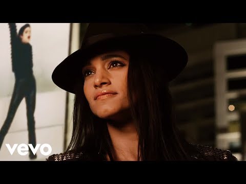 Michael Jackson – Hollywood Tonight (Official Video)