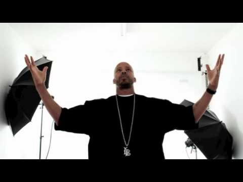 Warren G – Smokin Me Out (Ft. Ron Isley)