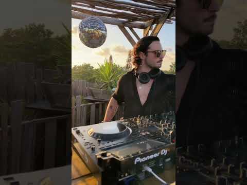 We Love when the Sun comes to listen the Music #house #sun #music #sunsets #tulum