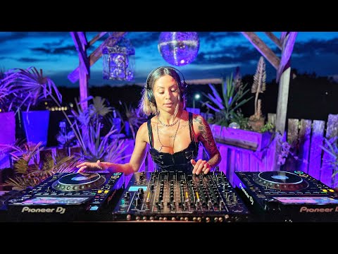 Caro Mars | Melodic Techno & Progressive House DJ Mix 2023 | By @EPHIMERATulum
