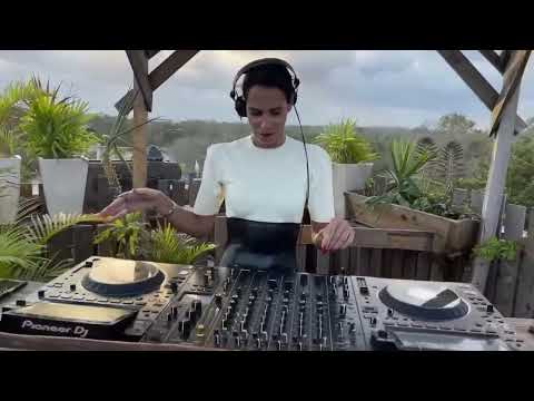 Linda Grazia | Techno Tulum Sunset Mix  | By @EPHIMERATulum