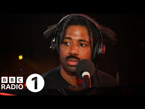 Sampha – Only in the Live Lounge