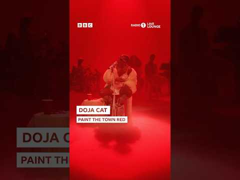 doja cat painting the #livelounge red ❤️‍🔥 #dojacat #doja #paintthetownred #scarlet