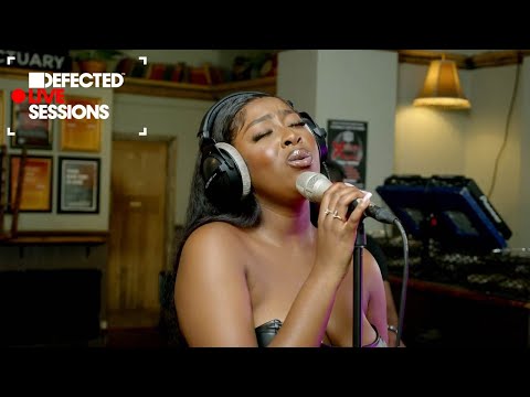 Sarah Ikumu – Afraid To Feel, Spotlight, Lengoma | Live Sessions |LF System, S.A.M., DJ Sbu & Zahara