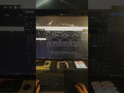 Step into the studio with Zensei and learn how to produce dreamy chords for your next track!☁️🧡