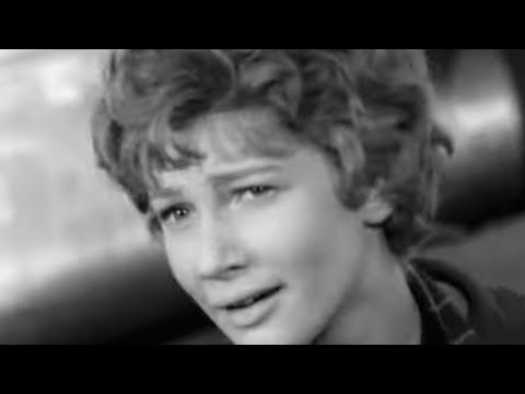 Esterina 1959 (Italian Cinema) Carla Gravina, Geoffrey Horne | Full Movie