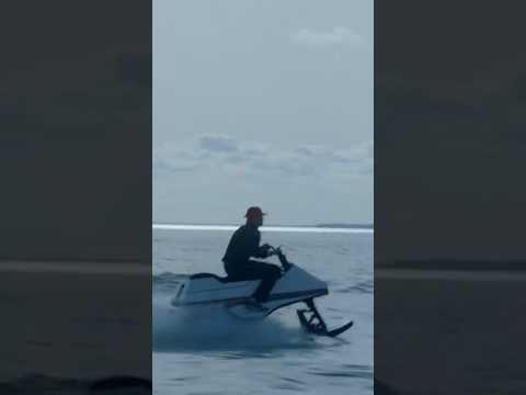 🛥 Police Chase : JetSki Vs Speedboat 🎬 Go for It (1983) #shorts #moviescene
