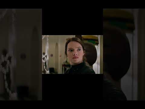 Madison Ruins Columbus’ Relationship | Zombieland Double Tap | Horror Central