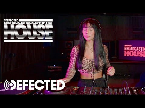 Classic House & Funk Mix – Paisley Jensen – Live from The Basement