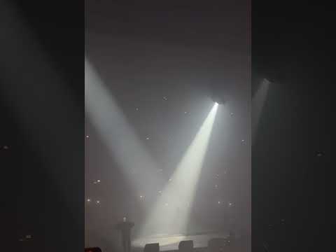 Ye performing at the Vultures listening party 🔥