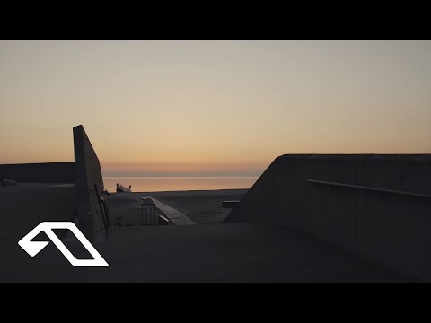Rezident feat. Kate Morgan – Muse