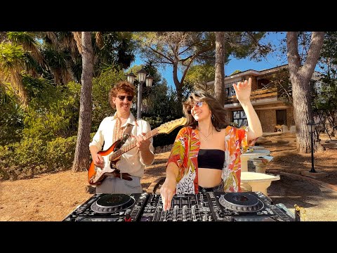 Groovy House Music Mix – Funky Outdoor Cooking | Flavour Trip DJ Set