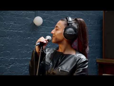 Zoe Kypri – The Cure & The Cause (Live) Fish Go Deep & Tracey K | House Music, Classic, Anthem