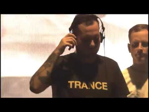 Ilan Bluestone – Frozen Ground [Live with Andrew Bayer @ ABGT200]