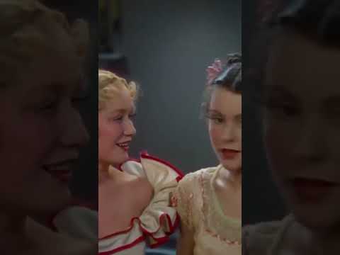 🥰 Amigas de verdad 🎬 Becky sharp (1935) #película #amigas #mujeres #amistad #besos