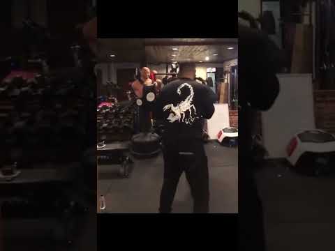 Old footage of Drake boxing 👀