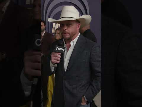 @CodyJohnson shares his love for the Opry with @mackenzieporter on the @ACMcountry red carpet!