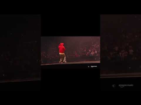 Production went crazy with the “WOP WOP WOP” camera transitions 🔥