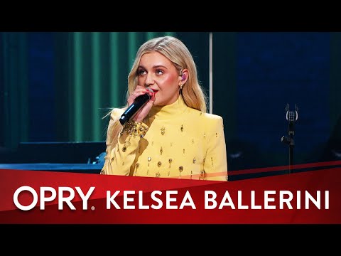 Kelsea Ballerini “hole in the bottle” | Live at the Grand Ole Opry