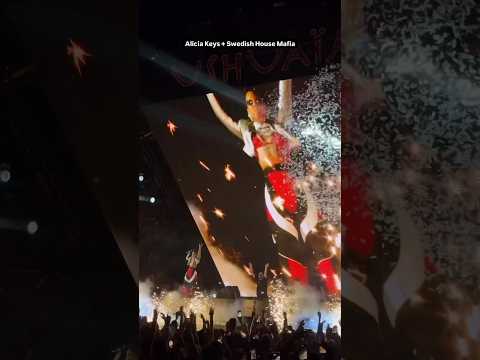 Swedish House Mafia brought out Alicia Keys as the surprise guest to their closing party at Ushuaia