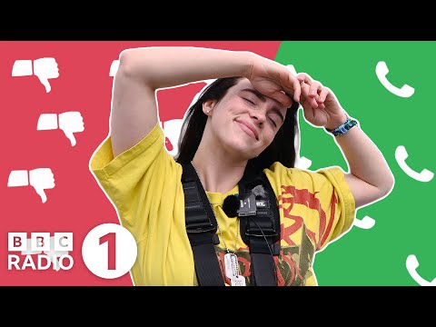 “I love a bath” Billie Eilish plays Unpopular Opinion