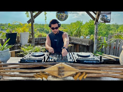 Gian Derek | Tulum Progressive & Melodic House Mix 2024 | By @EPHIMERATulum