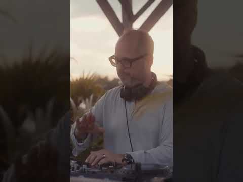 Windy Techno sessions with the master Oliver Huntemann #ephimeratulum #dj #techno