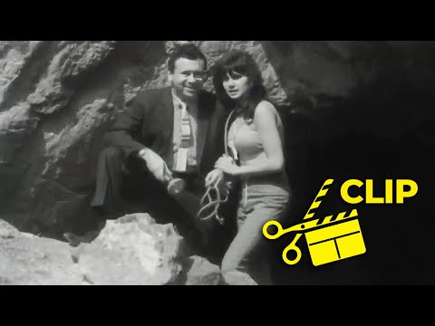 Kidnapping a Batmaiden 🎬 The Wild World of Batwoman (1966)