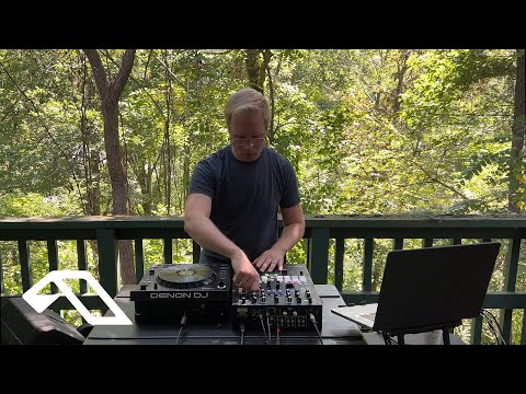 Marley Carroll – One More Year DJ Set