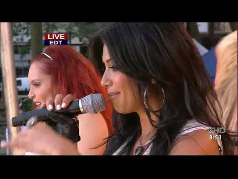 Pussycat Dolls – Buttons (Live @ Good Morning America 30/06/2006)