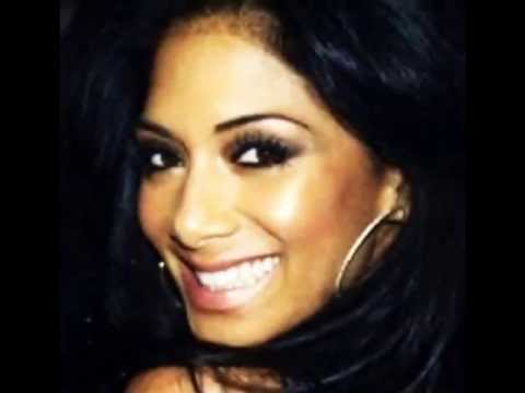 The Pussycat Dolls – Buttons (Without Snoop Dogg)