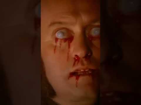 PAS DIFF – CHANGEMENT AD 👹 Time for the close-up 🎬 Horror Express (1972)  #halloween #horror