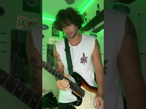 Improvisation practice over “On the run” #ontherun #timecop1983 #guitar #guitarist #guitarplayer