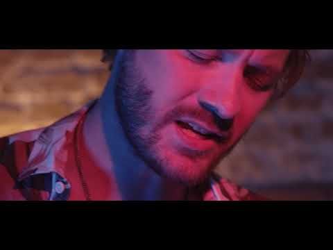 Timecop1983 – Falling (feat. Josh Dally) [Music Video]