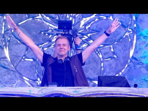 Armin van Buuren & Moby – Extreme Ways (Live at Tomorrowland 2024 Mainstage, Weekend 2)
