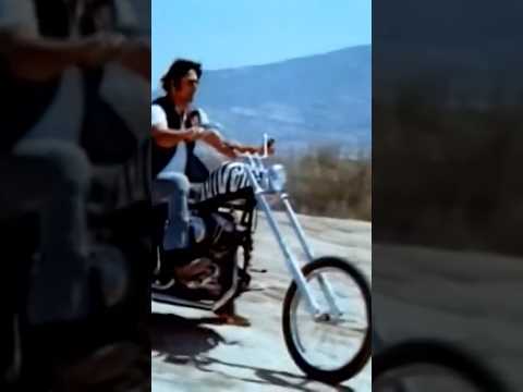 🏍️ Bikers roll up 🎬 C.C. & Company (1970) #bikers #vintagemotorcycle #vintagefilm #bikerdude
