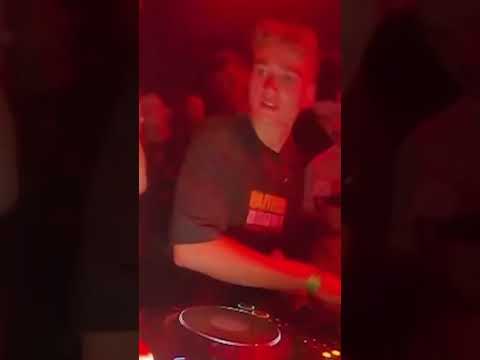 he cooked tho😳 #housemusic #techno #dj #rave #edm
