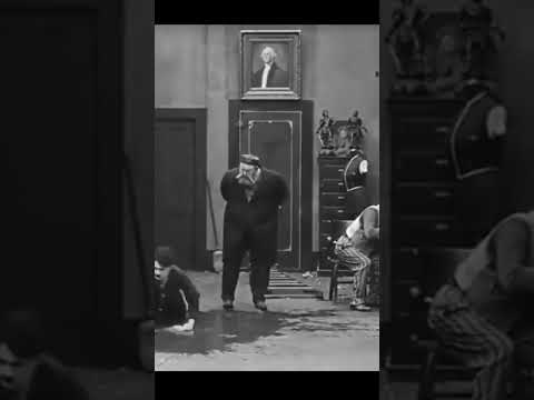 Charlie Chaplin Fight Scene 🎬 #charliechaplin #fightscene #slapstick #slap #slapsgiving