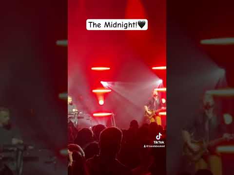 @themidnightofficial concert was magical! ✨🎷#concert #themidnight #synthwave