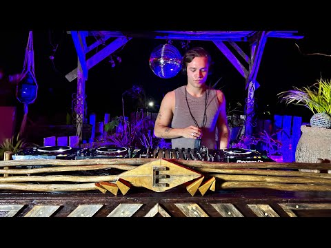 VALI THUN | Tech House January Tulum 2025 Mix | By @EPHIMERATulum