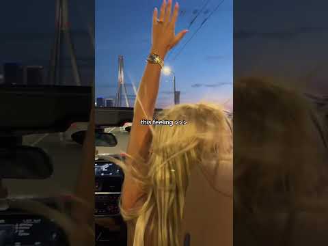 Views + house music 🌇🥳 Track ID: David Penn x Vintage Culture x Raphaella – Just Stay The Night 🎧